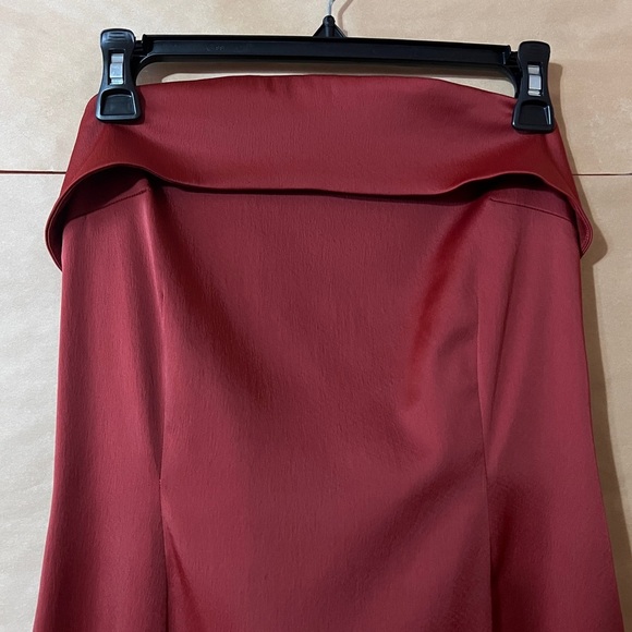 Anthropologie | NWT Strapless Cowl Back Midi Dress Satin Red Rust Size M - Picture 4 of 13